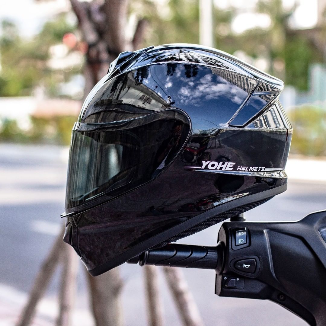 Mũ bảo hiểm fullface Yohe 977