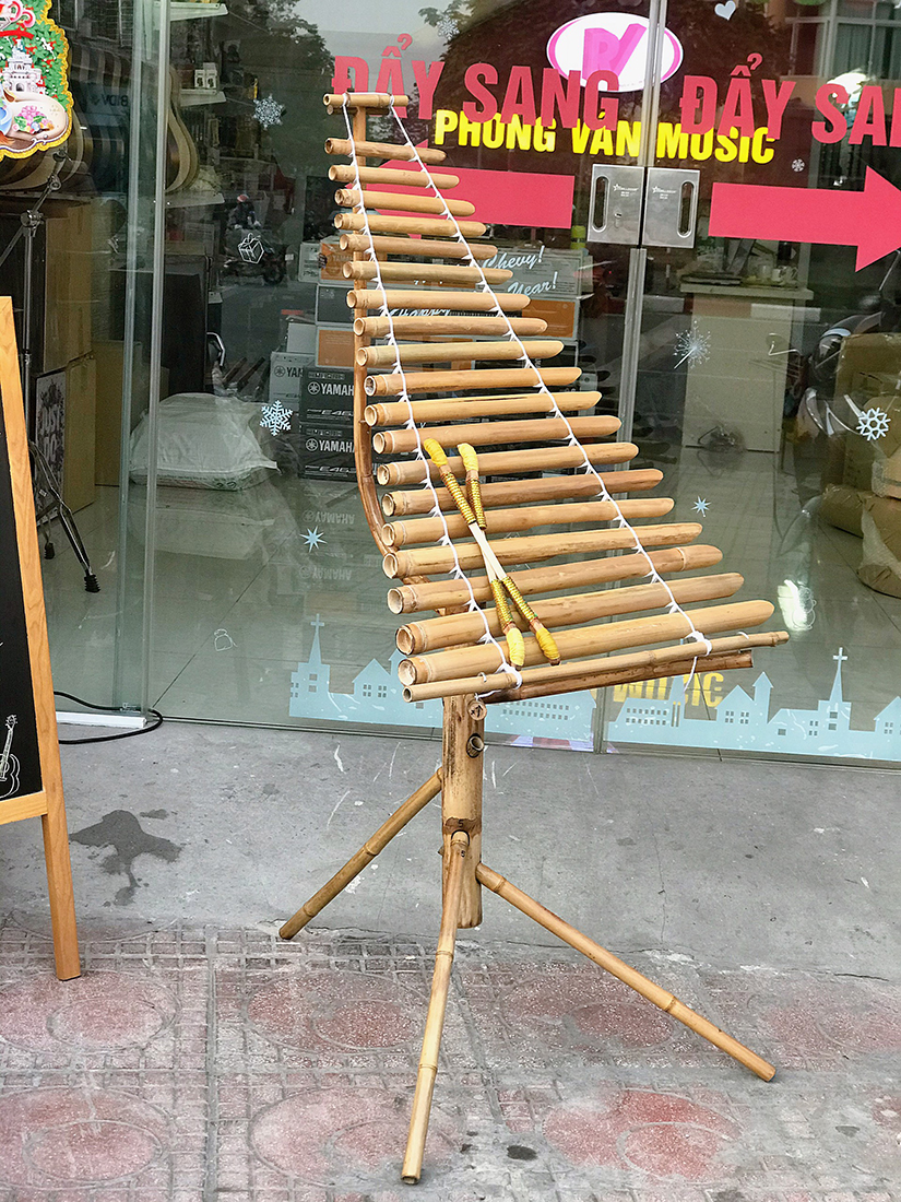 Đàn t rưng dân tộc 1 dàn 19 ống