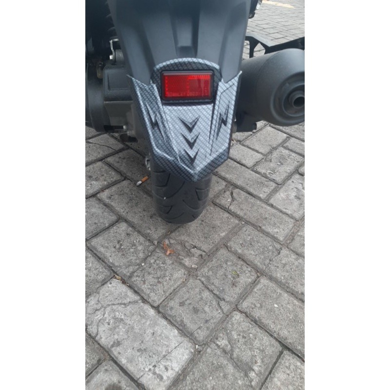Ốp mỏ đuôi dè AB airblade 2020-2023 carbon