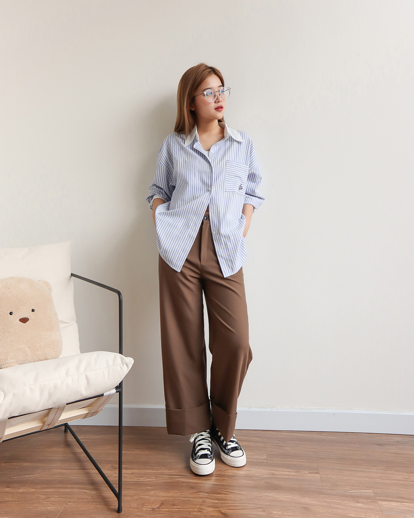 [Nhập LAZLOOK99 GIẢM 100K/500K] Áo sơ mi freesize đũi kẻ 100% cotton - Striped Shirt - by ufo.thebasic