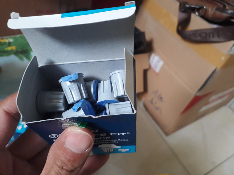 QUE THỬ ĐƯỜNG HUYẾT TERUMO MEDISAFE FIT [HỘP 30 QUE]