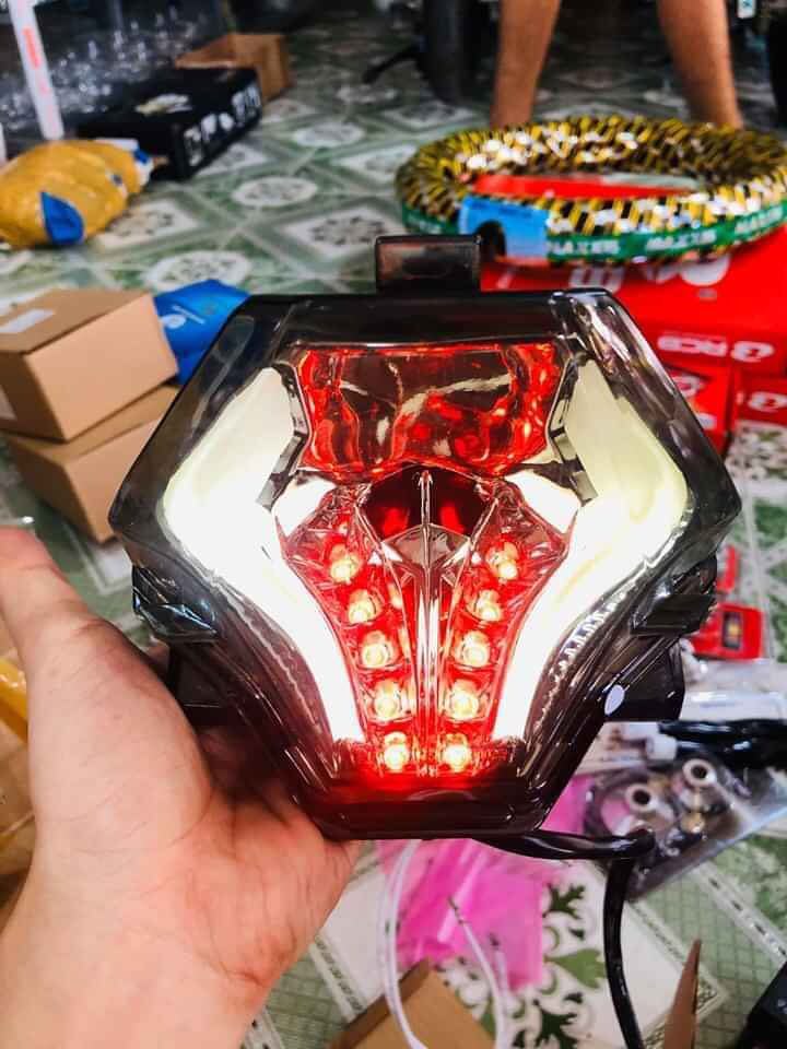 Đèn hậu led tích hợp nhan ex150
