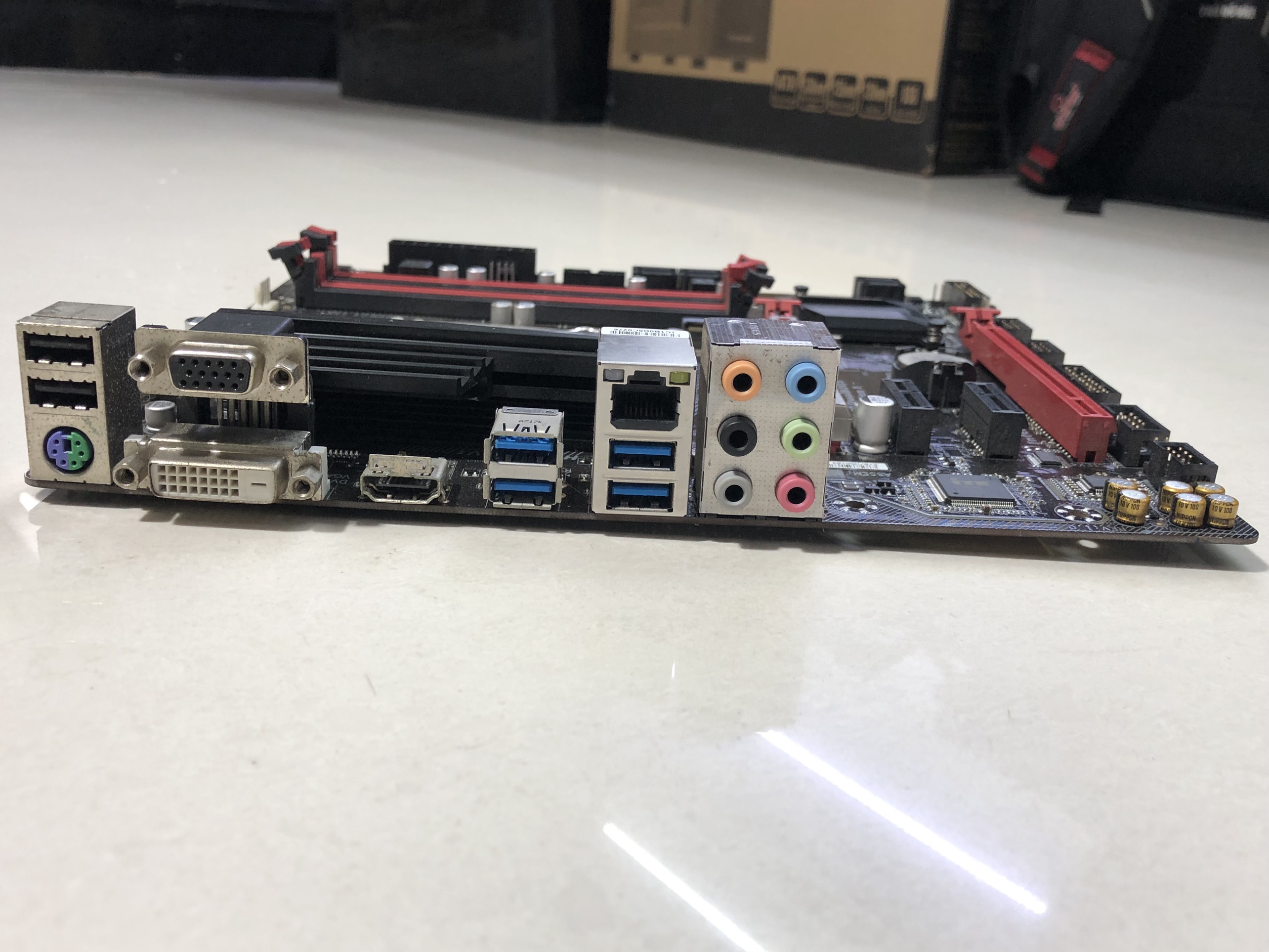 Main giga B250m gaming 3 like new socket 1151