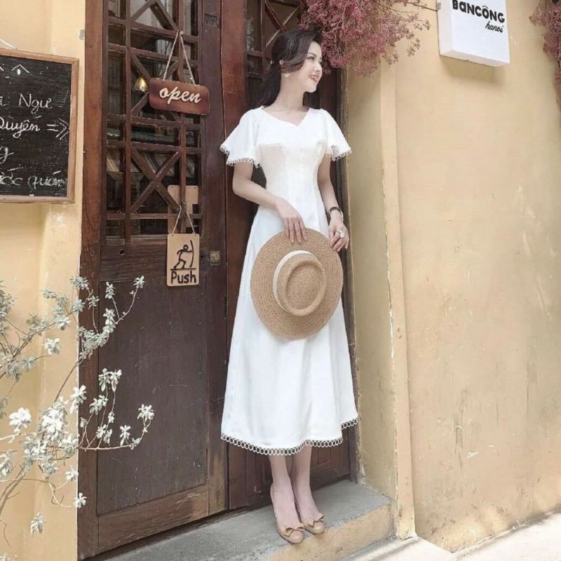 Đầm tiểu thư tay cánh tiên xoè maxi