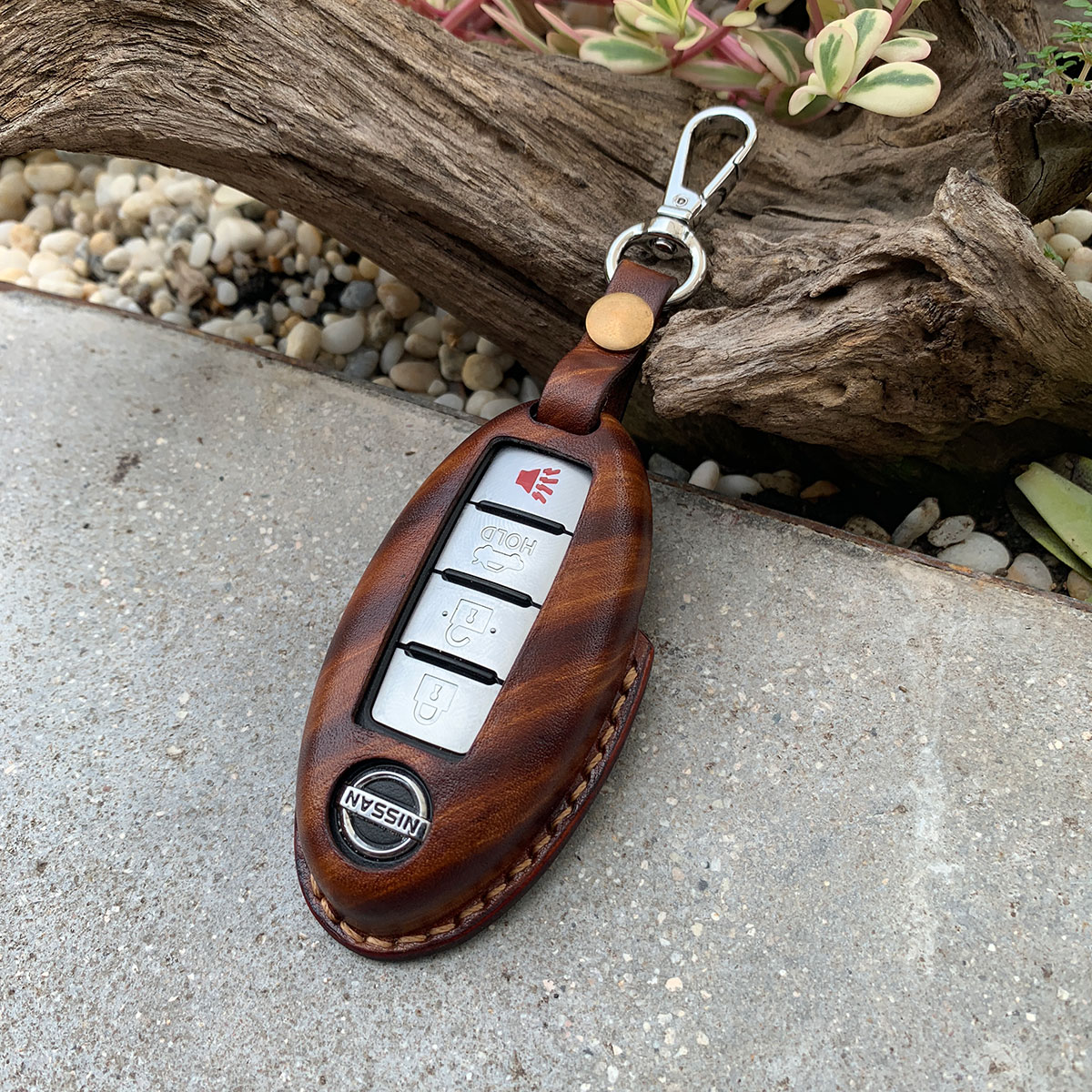 Bao da chìa khóa ép form cho chìa xe Nissan - Bao da bảo vệ Smartkey - Da thật nhập khẩu - Thủ công Handmade