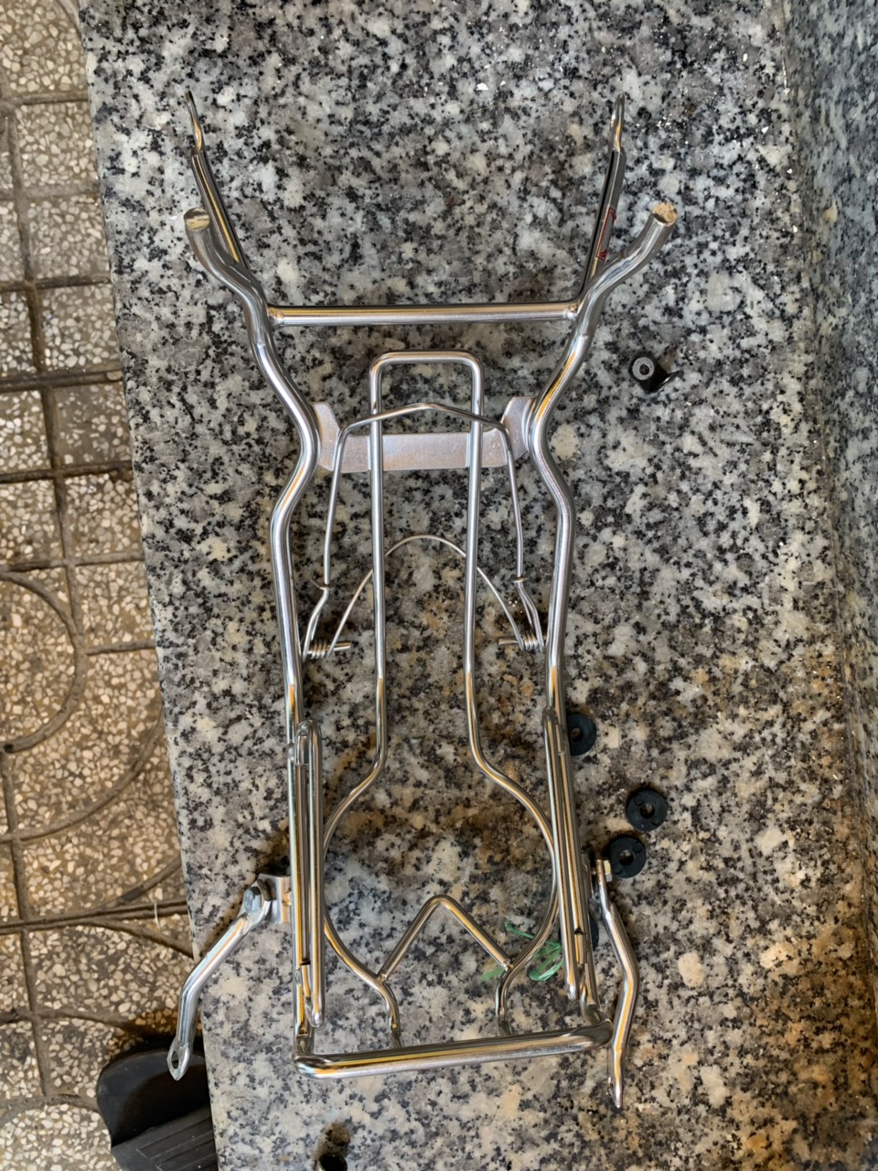 Ba ga giữa cub 125 ( đời 2018) inox 10 ly