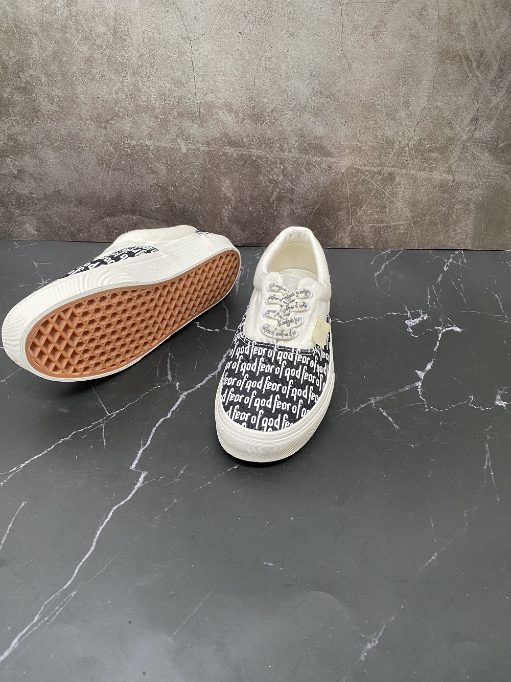 [TẶNG KÈM HỘP bill LỌ TẨY]giày thể thao nam nữ vans era