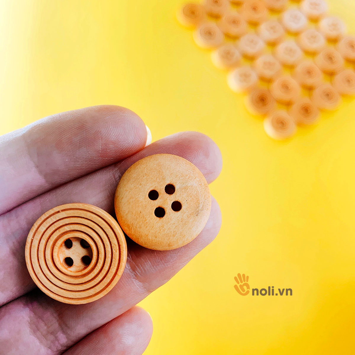 Cúc gỗ trang trí có viền 20mm