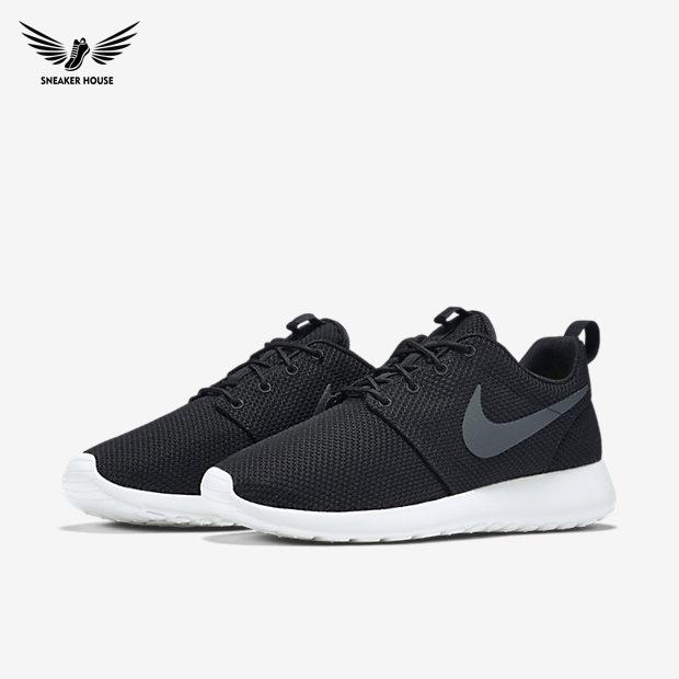 Nike giày chạy bộ Nike Roshe Run 511881-010
