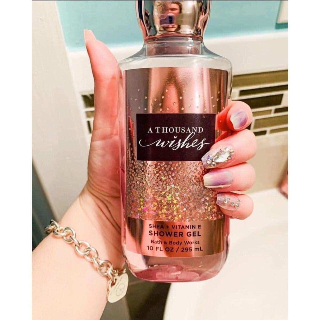 Sữa tắm Bath And Body Work 295ML