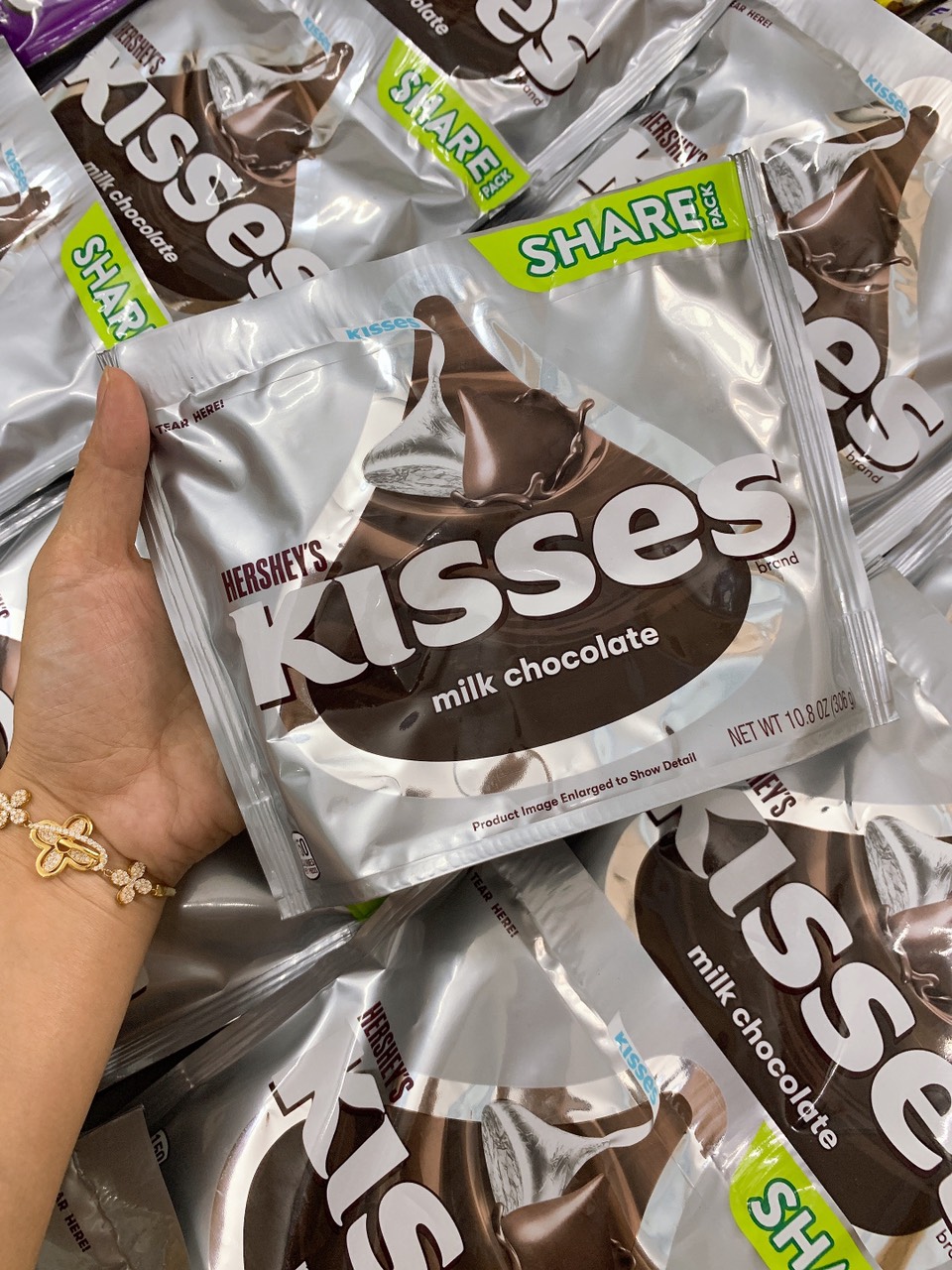 Socola hershey’s kisses milk chocolate 283g