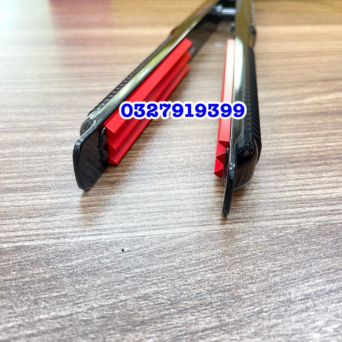 Hq 201 Korean Professional Hair Straightener 5 Temperature Levels 140-220 Degrees Dimensions 29cm X 2.2cm Cord 2.2m Power 60W-100W with Status Indicator Light