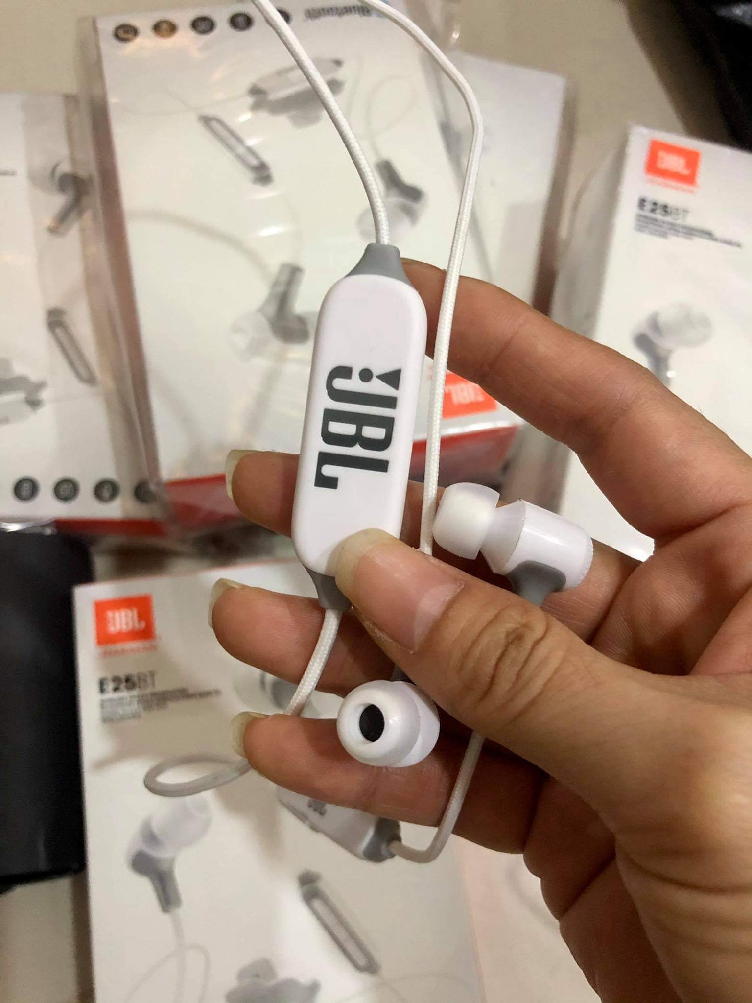 Tai Nghe Bluetooth Thể Thao JBL E25BT - Hàng Auth nội địa Mỹ