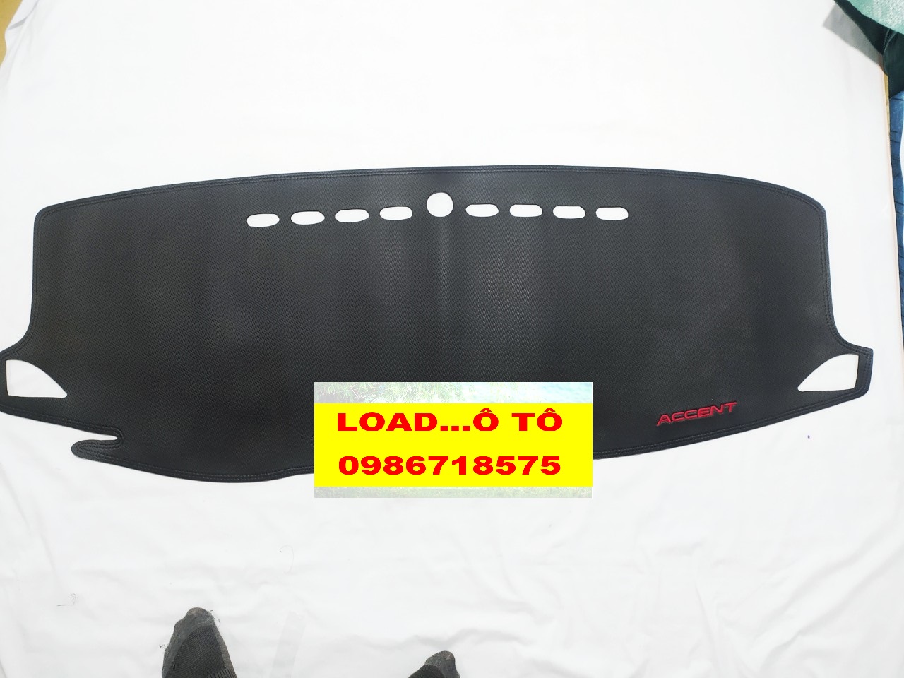 Thảm Taplo Da Vân Carbon Huydai Accent 2023-2018 Cao Cấp