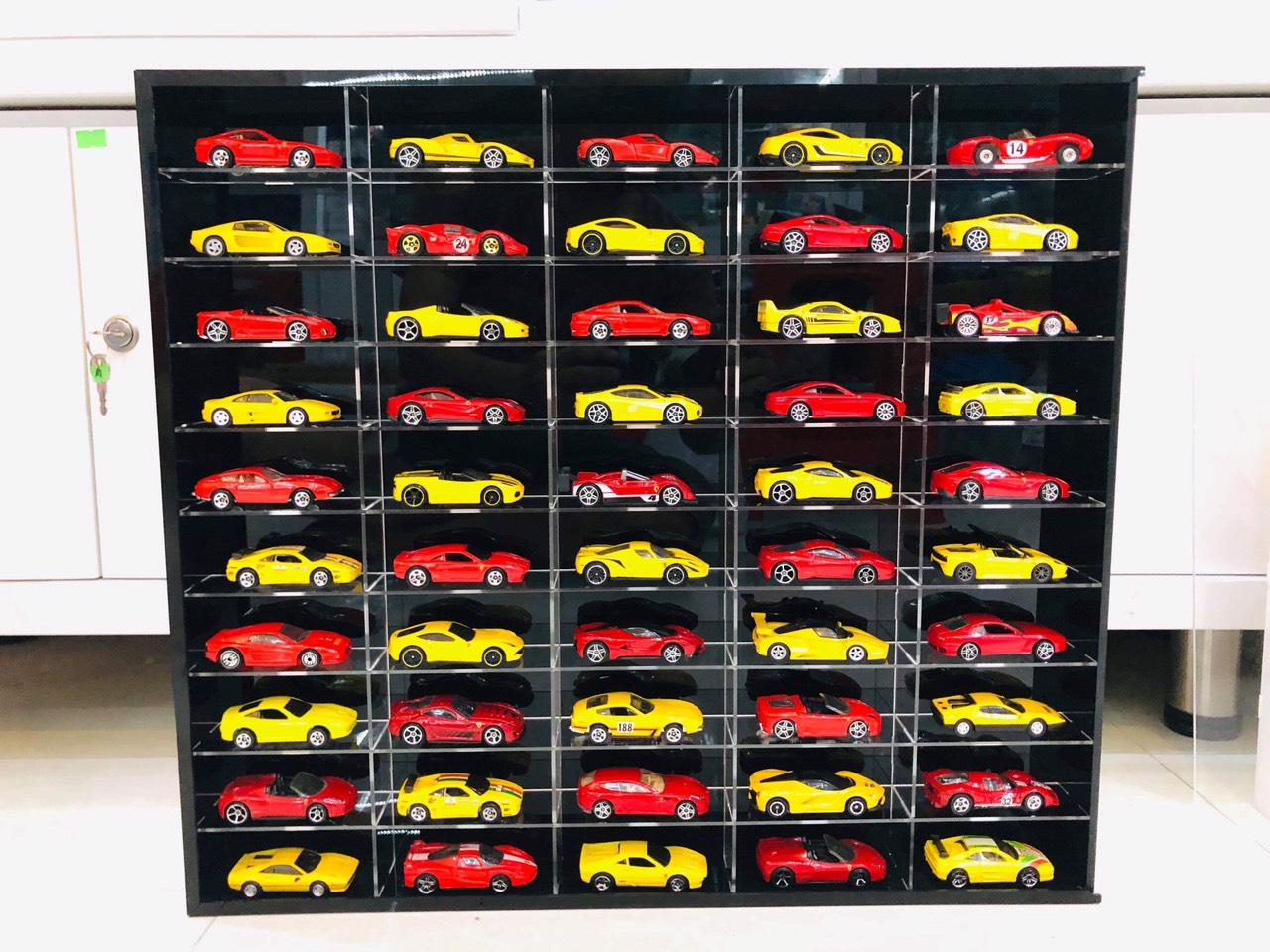 Kệ mica trưng bày xe mô hình 1/64