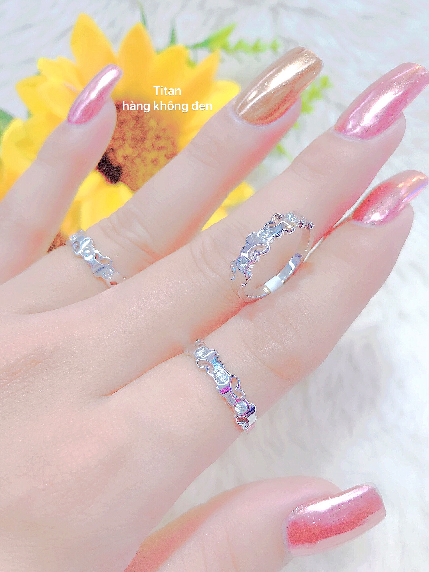 Nhẫn Titan Nữ không ĐEN, thép không GỈ, không NGỨA (Có 02 Màu) X.N0028-17 - Nhẫn vàng nữ, nhẫn nữ đẹp, nhẫn titan nữ đính đá, nhẫn titan nữ đen trơn, nhẫn titan nữ cá tính, nhẫn titan nữ đeo ngón trỏ, nhẫn titan nữ mỏng