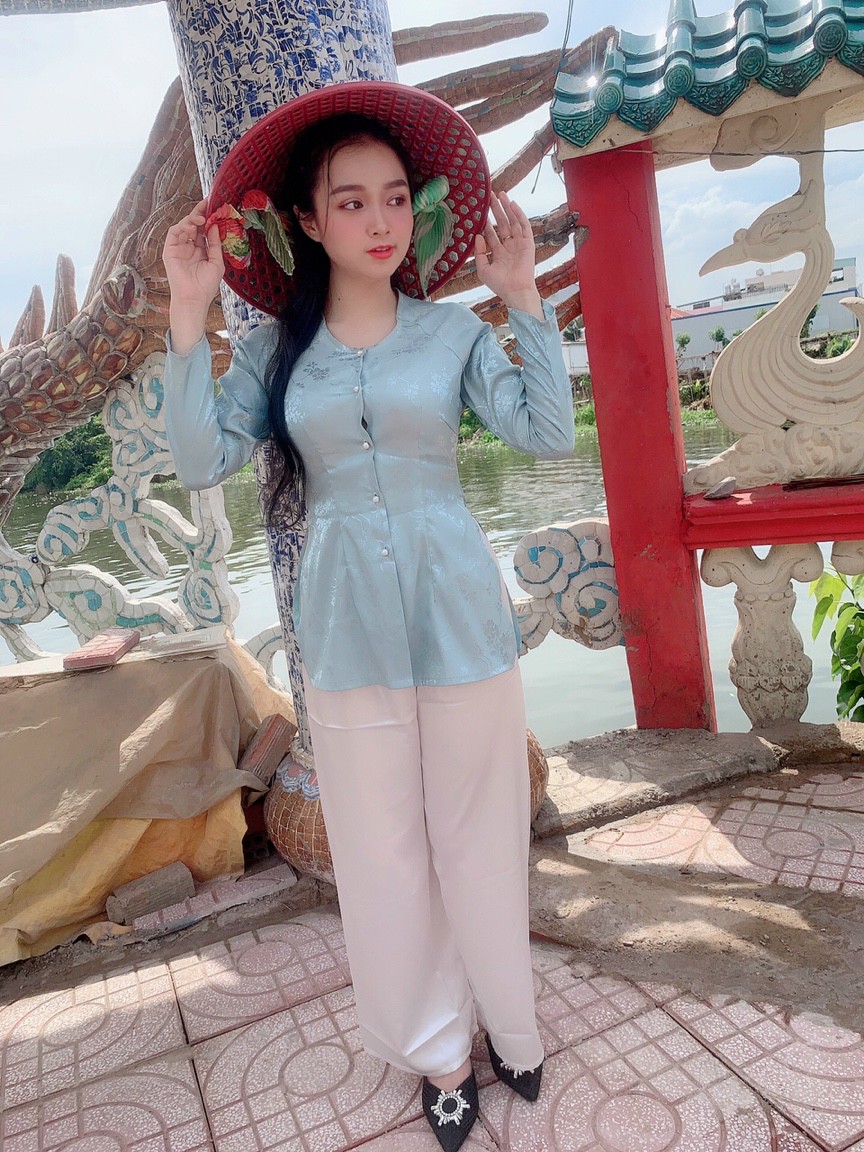 [HCM]BỘ BÀ BA ĐI LỄ CHÙA VẢI GẤM ĐẸP