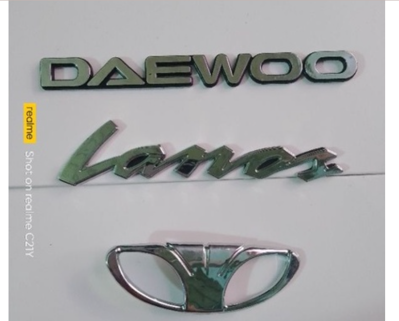 Lô gô chữ daewoo nubira, lanos