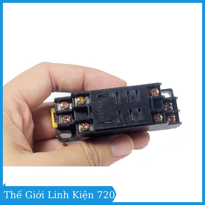 Đế Relay Omron 8P PTF-8A