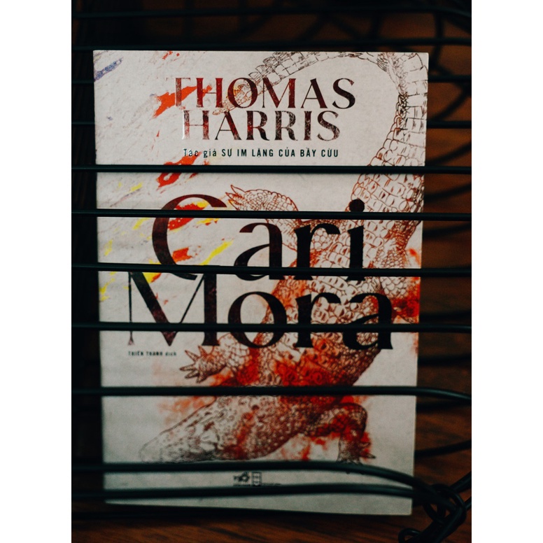 Sách - Cari Mora (Nhã Nam) ( Nhã Nam )