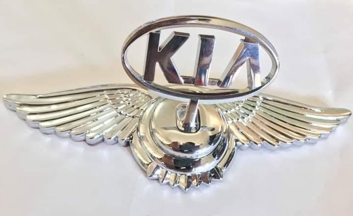 Logo cánh chim thiên thần gắn mui xe Hãng KIA