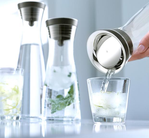 BÌNH ĐỰNG NƯỚC THUỶ TINH WMF BASIC DUNG TÍCH 1L