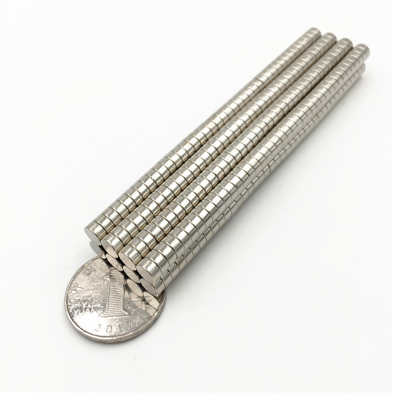 Nam châm đất hiếm 6x3mm mạ Niken từ tính N35