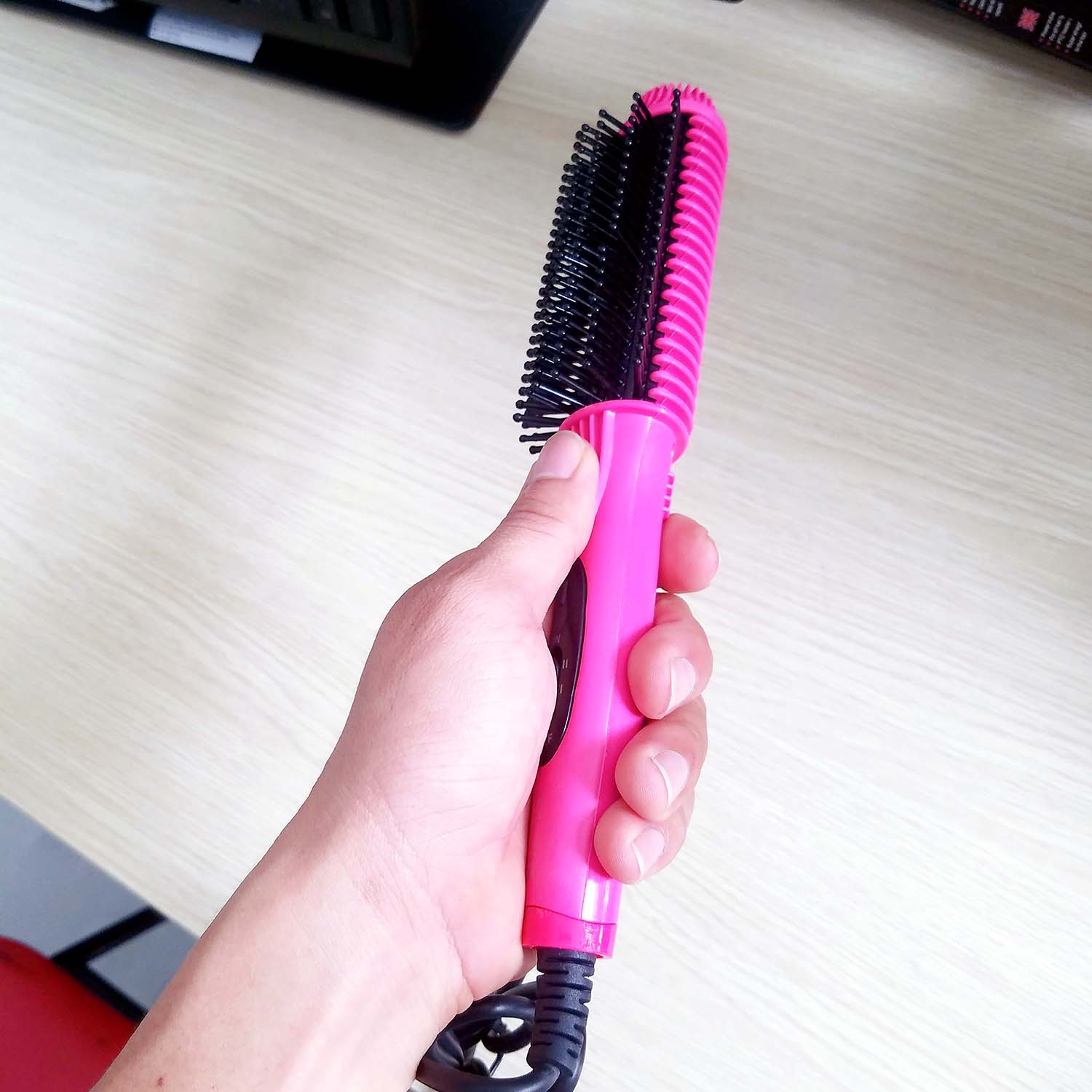 Lược điện nova sấy uốn cụp hàng loại một