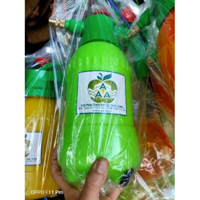 Bình xịt phun sương 2L tưới cây dung tích 2L