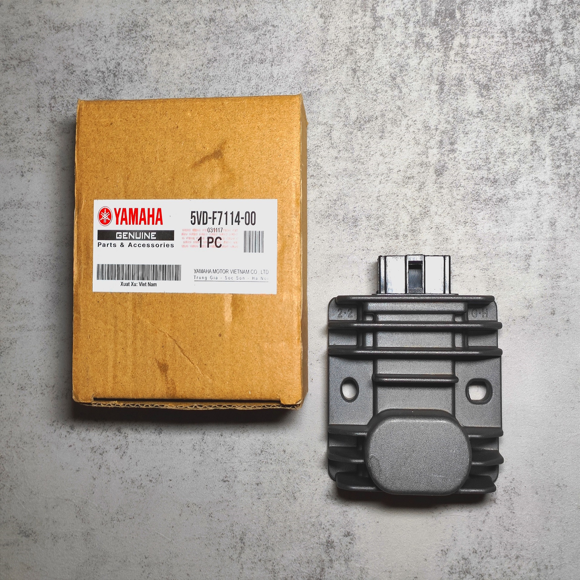 Sạc xe máy Yamaha Exciter loại 1