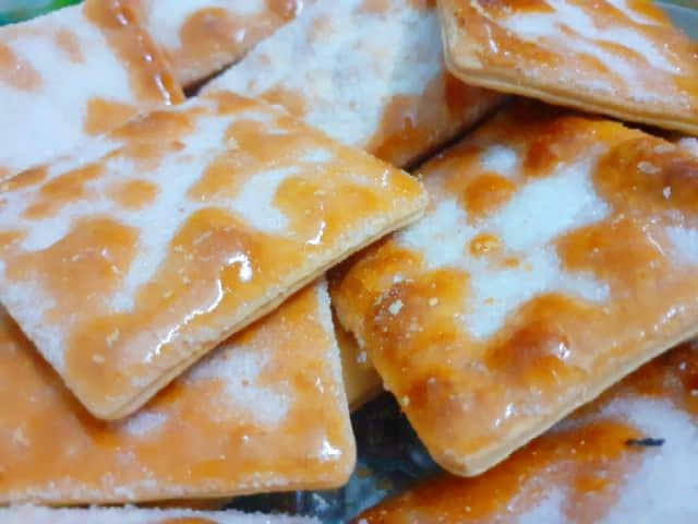 Bánh Lạt Đường Vuông Tuổi Thơ - 250G