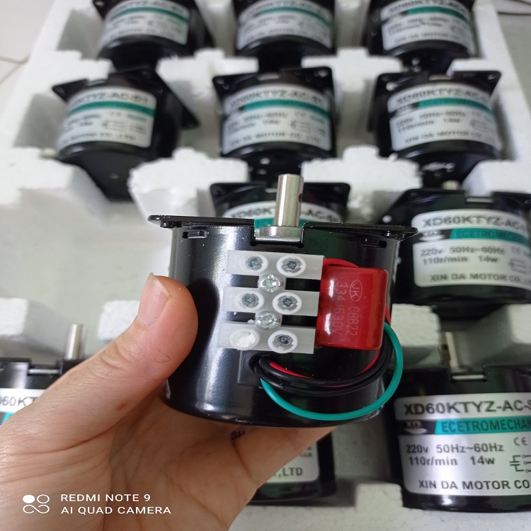 [HCM]Motor Giảm tốc 220v 14w tốc độ 110 vòng- Động cơ giảm tốc 220v mini