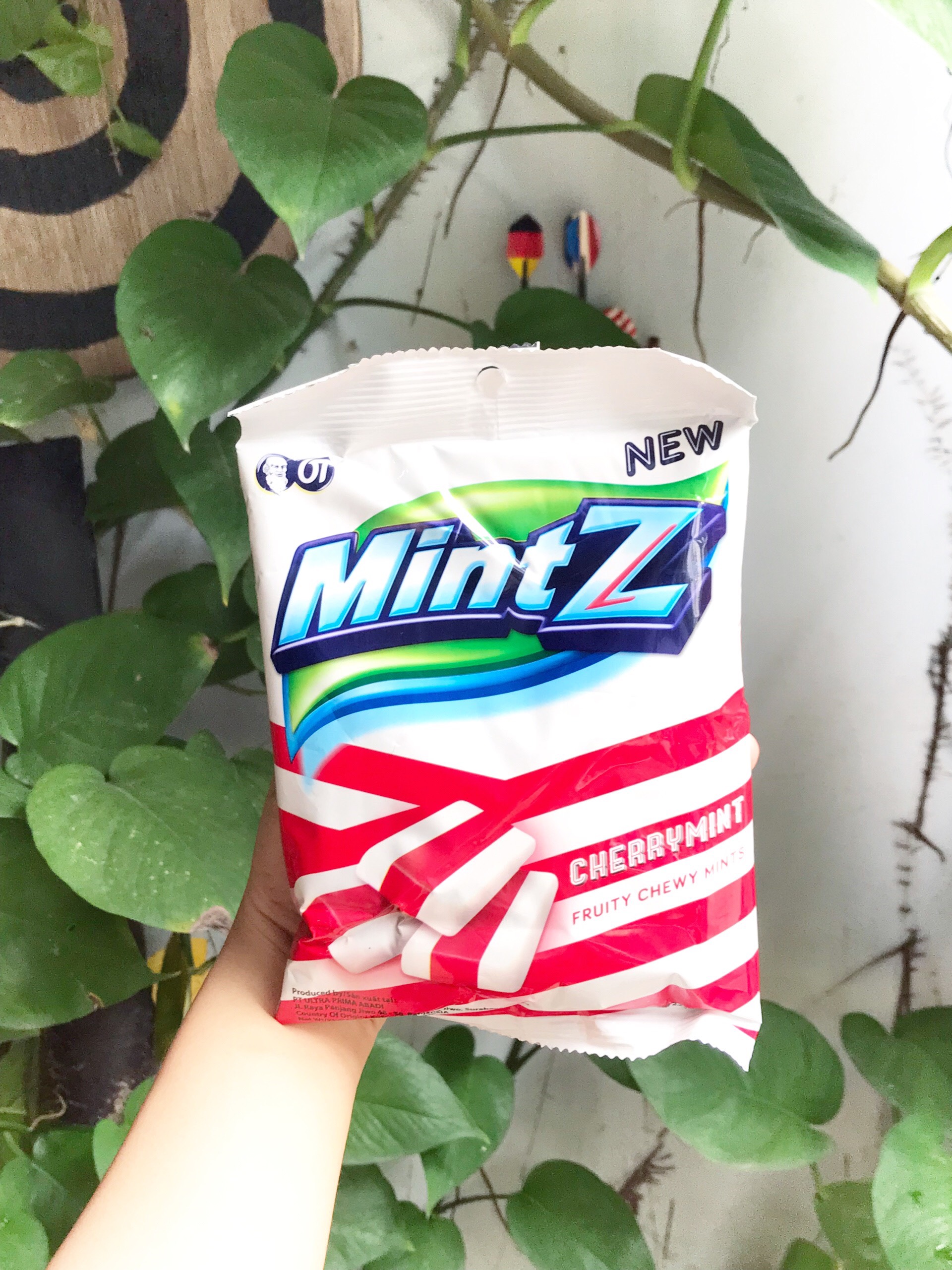 Kẹo Mềm MintZ Cherrymint Vị Cherry Bạc Hà (Gói 115g - Đỏ)