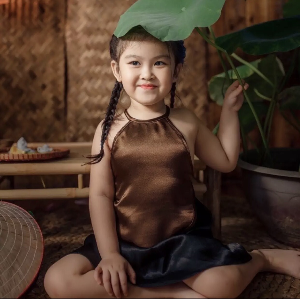 [HCM]Yếm nâu cho bé kèm mấn