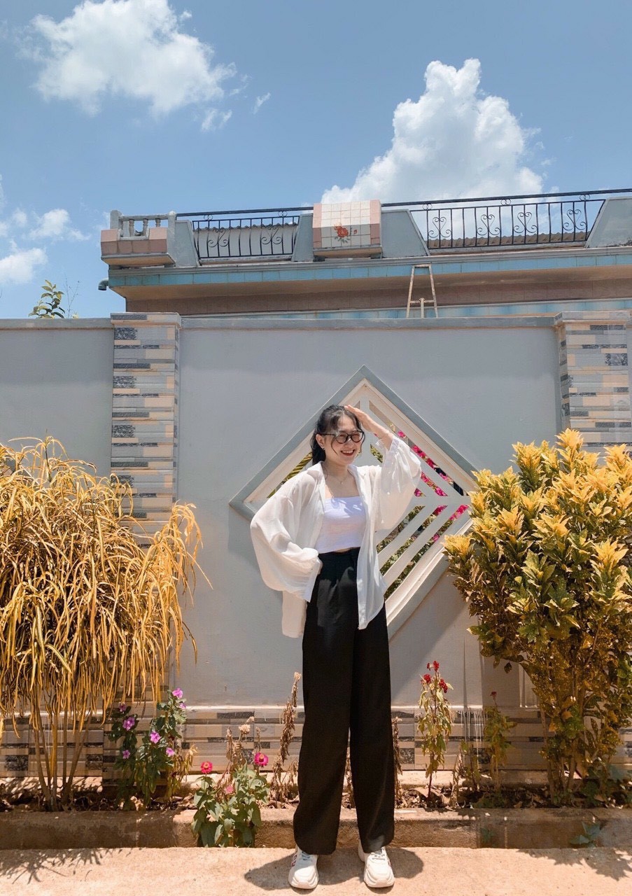 Quần ống rộng suông  đen lưng cao 2 khuy