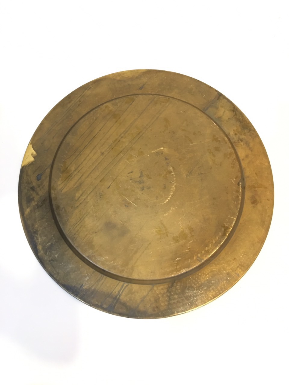 Mâm trơn 57 cm chất liệu bằng đồng