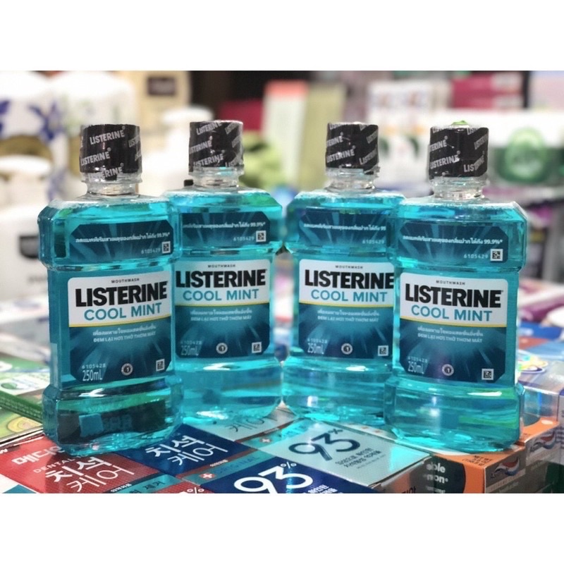 Nước súc miệng Listerine Cool Mint Thái Lan chai 250ml