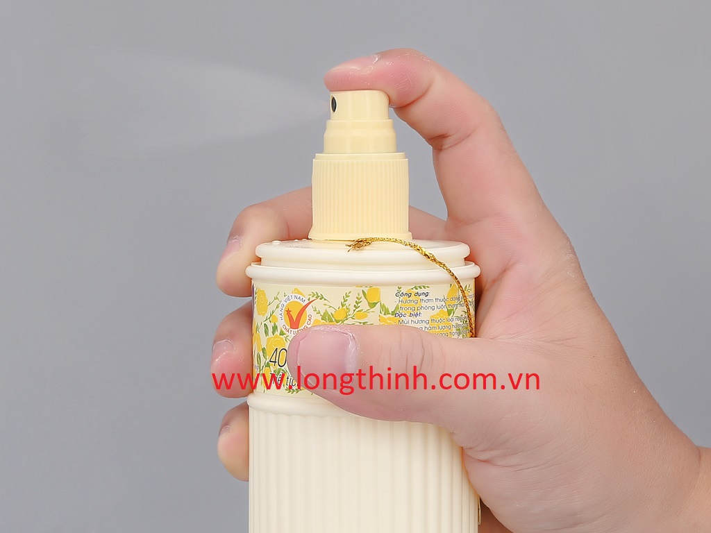 [HCM]Nước xịt phòng Sumo 400ml hương charming