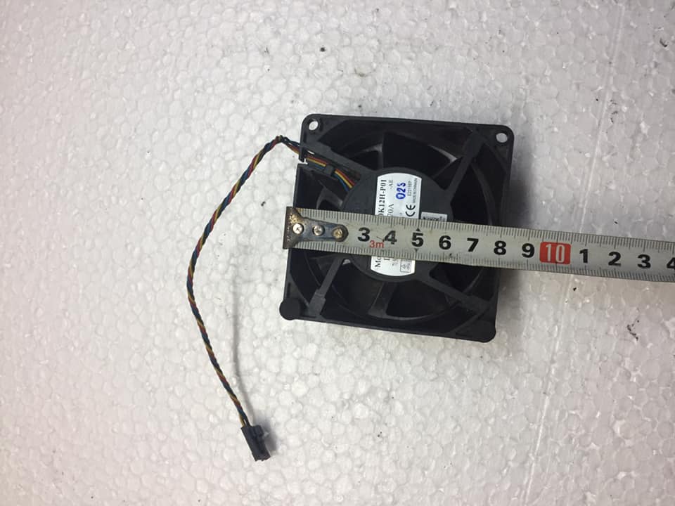 Quạt fan Siêu Tốc 8x8x4Cm Chạy Siêu Khỏe