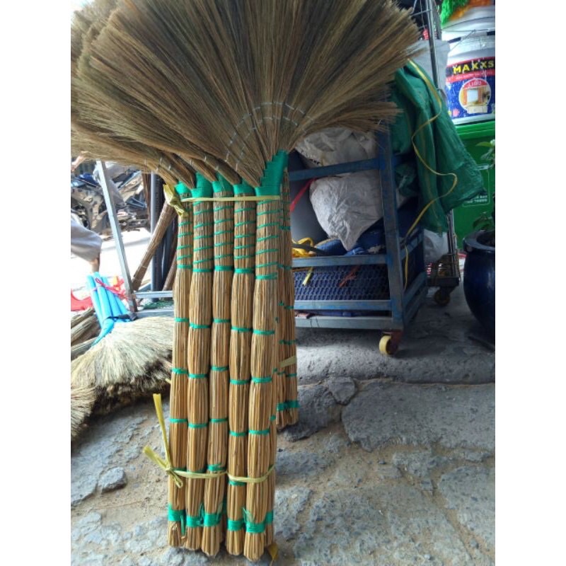 Chổi bông cỏ quét nhà