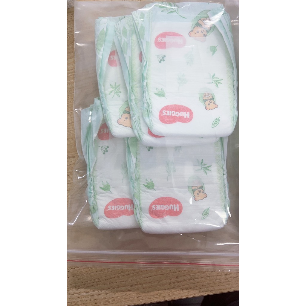 Combo 10 miếng lót Bobby Huggies Molfix NB1 NB2