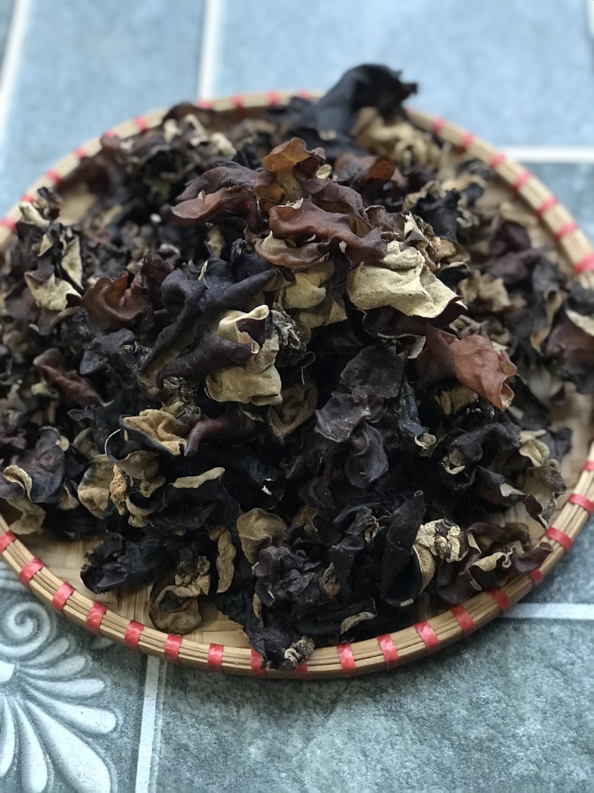 Mộc nhĩ rừng Tây Bắc dai, giòn