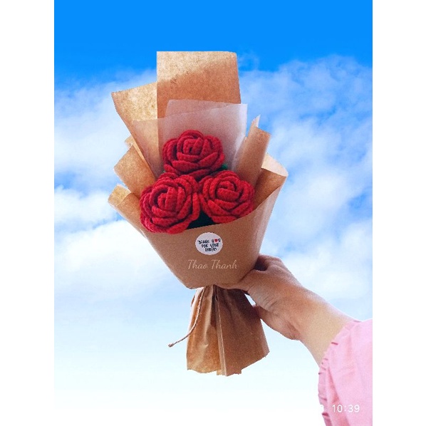 Bó hoa đầu thú và hoa hồng bằng len handmade [có sẵn]