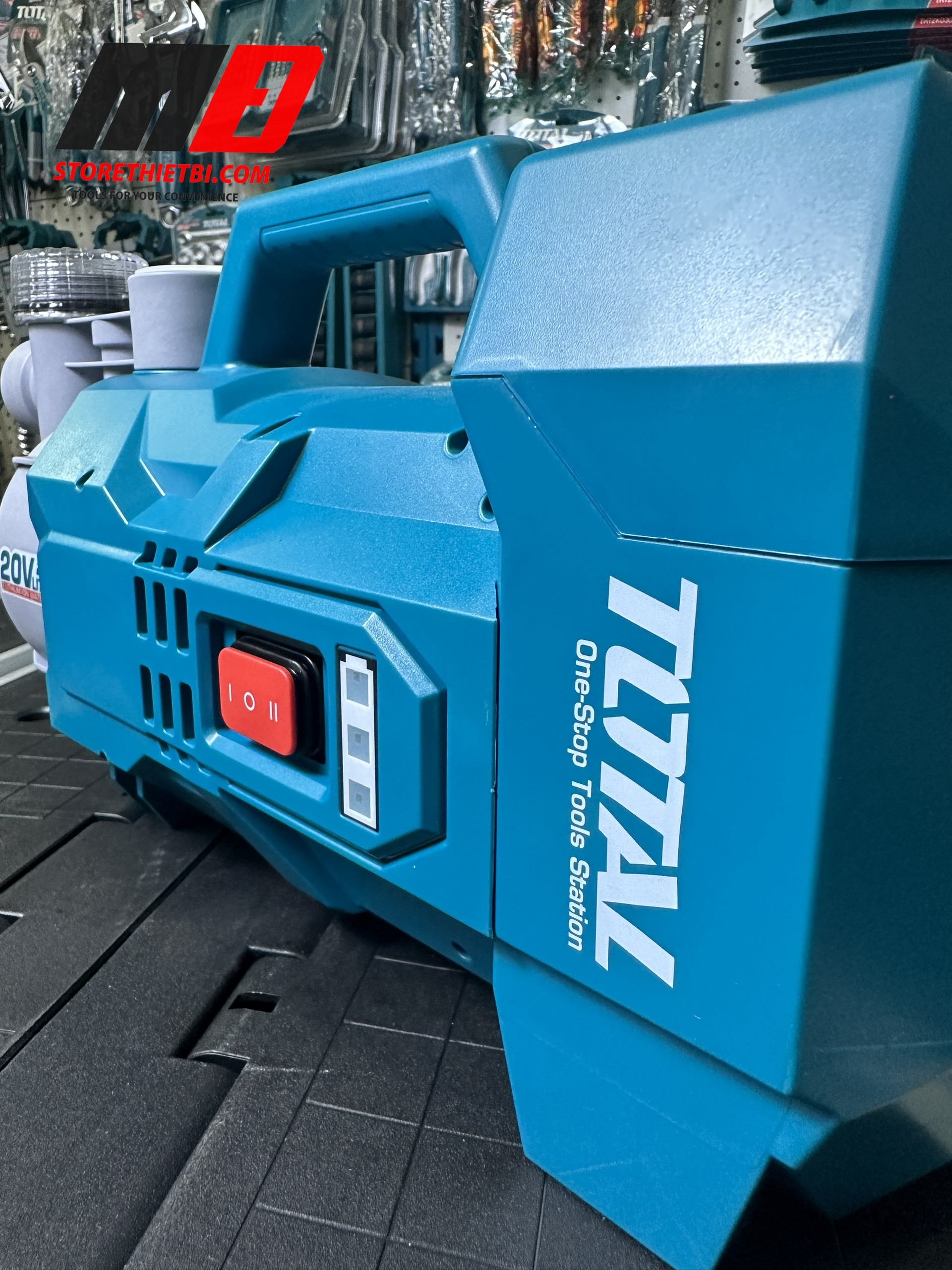 TGWPLI201801 Máy bơm nước dùng pin 20V Total