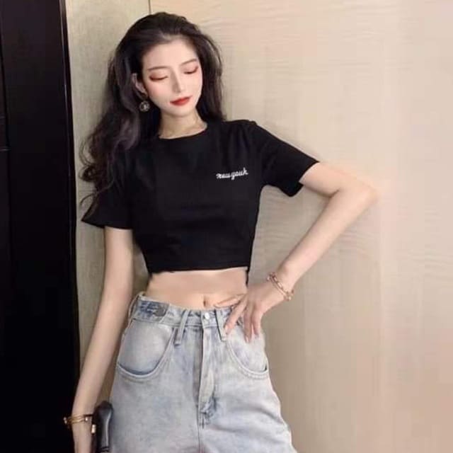 Áo nữ croptop in chữ niyok