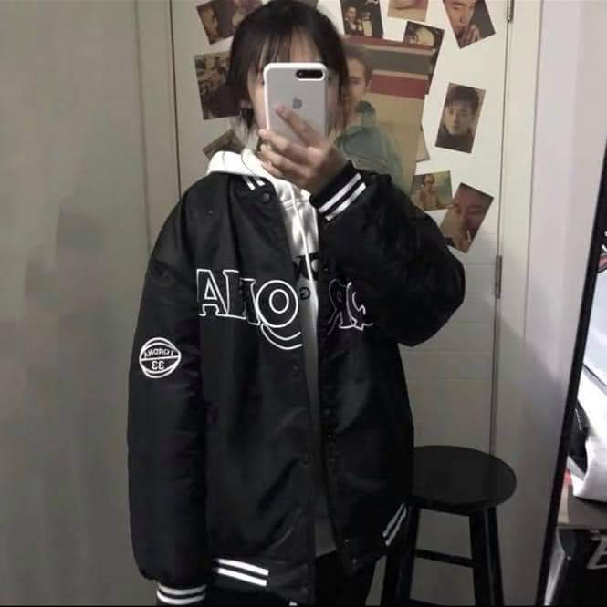 [YoloBoutique] ÁO KHOÁC BOMBER TQRONA UNISEX (ĐEN)