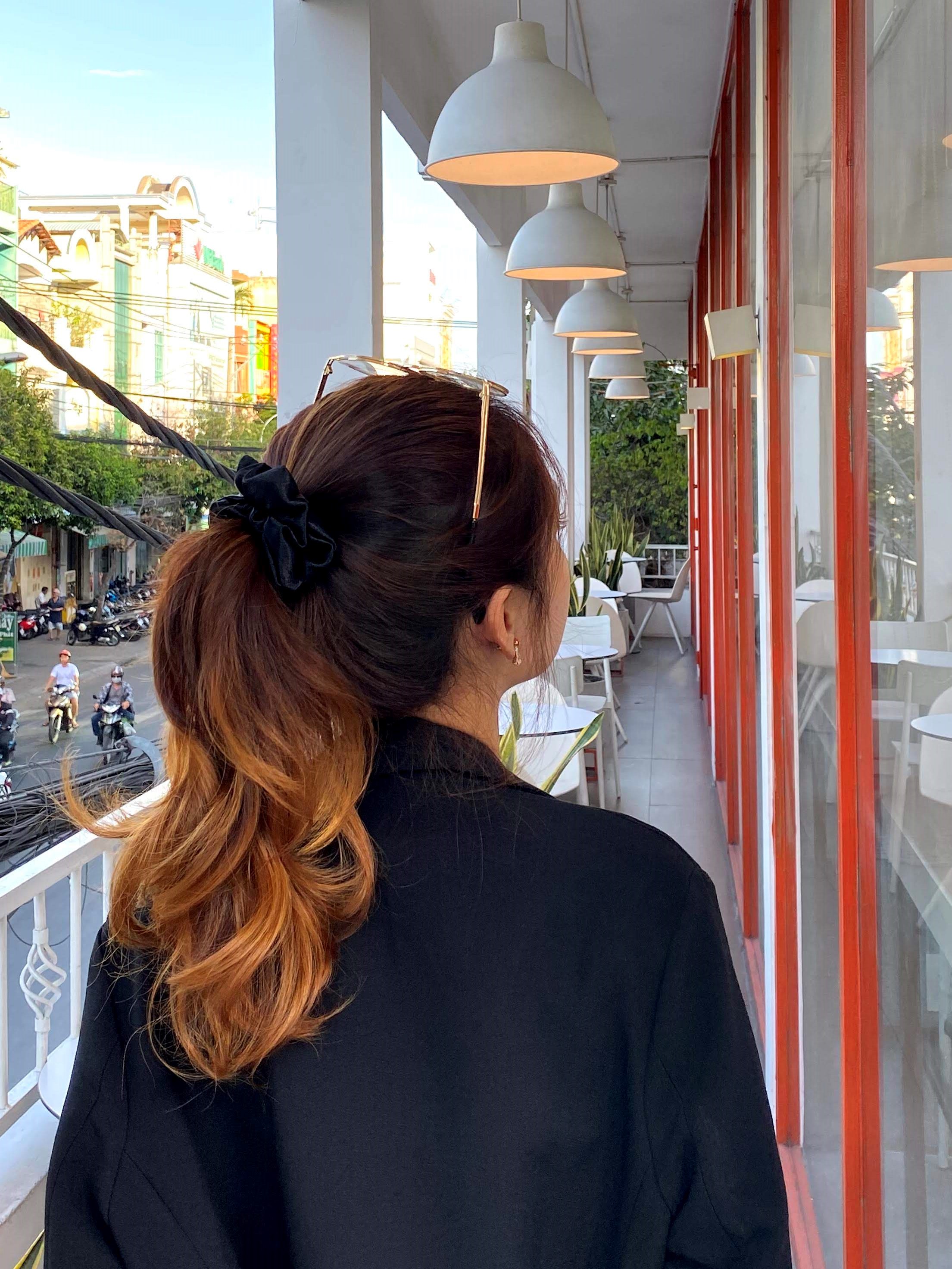 Scrunchies cột tóc vải Satin | scrunchies.intown