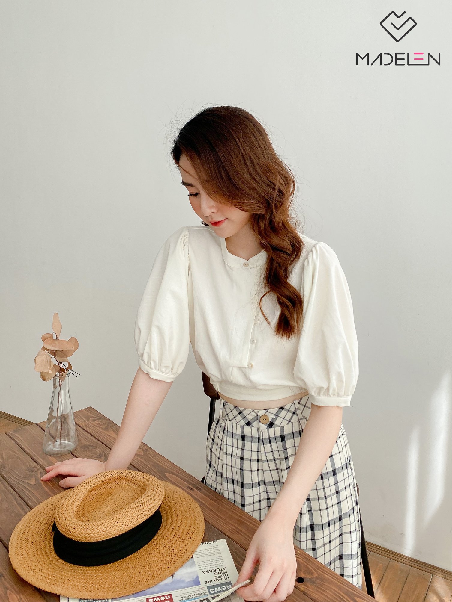 Áo Cổ Tàu Bo Tay Trắng[Madelen]