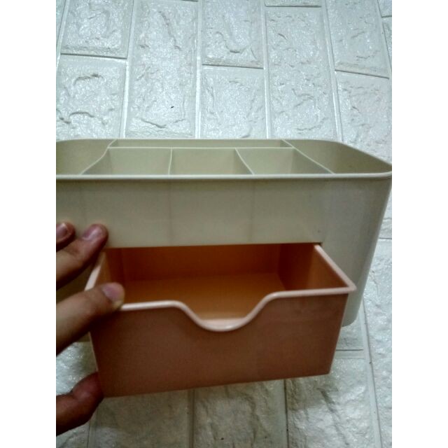 Hộp đựng mỹ phẩm