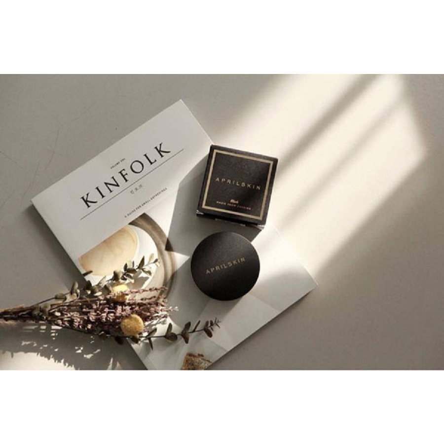 Phấn nước April Skin Black Magic Snow Cushion